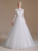 Robe de mariée col haut manches longues en dentelle avec train robes de mariée