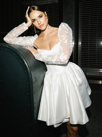 Robe de mariée courte col en cœur sans manches taille naturelle robes de mariée en dentelle