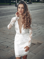 Robe de mariée courte col en V manches longues robes de mariée courtes longueur genou