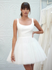 Robe de mariée courte robe de mariage civil col carré dos nu boutonné sur dos longueur au dessus de genoux