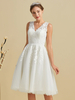Robe de mariée courte robe de mariage civil col V sans manche boutonné sur dos