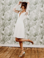 Robe de mariée courte robe de mariage civil en crêpe élastique col v manche longue en dentelle au genou