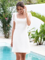 Robe de mariée courte Robe mariage civil col carré manche courte boutonné sur dos à traîne