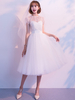 Robe de mariée courte Une ligne chérie Cou sans manches Thé Longueur Naturel Taille Tulle Robes de mariée