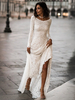 Robe de mariée dentelle Ivoire col rond manches longues dos décolleté Robes de mariée