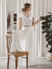 Robe de mariée deux pièces en mousseline de soie et dentelle col en V deux pièces longueur au sol dos nu manches courtes ivoire