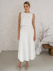 Robe de mariée deux pièces en tissu satiné boutons col bijou longueur thé dos nu sans manches ivoire