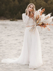 Robe de mariée deux pièces ivoire dentelle col en V coupe trapèze longueur au sol dos nu manches longues