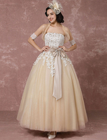 Robe de mariée en dentelle Robe couleur en champagne Robe de mariée avec haussement d\