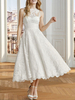 Robe de mariée en dentelle robe de mariage col bateau boutonné sur dos à la cheville