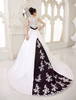 Robe de mariée en satin blanc avec ceinture col V
