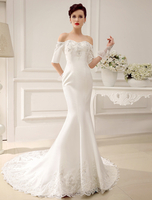 Robe de mariée en satin ivoire avec applique de col coeur et traîne chapelle Milanoo