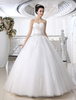Robe de mariée gracieuse boule en tulle blanc avec strass encolure en coeur