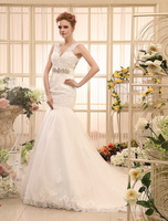 Robe de mariée gracieuse sirène en tulle ivoire avec applique col V traîne chapelle Milanoo