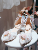Robe de mariée Lolita Chaussures Lolita Fleurs roses Volants en dentelle Bout pointu Escarpins Lolita en satin