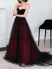 Robe de mariée noir robe de mariage gothique col en coeur à traîne en tulle