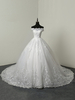 Robe de mariée pincesse ivoire col bateau laçage sur dos à traîne ronde robe de mariage