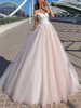 Robe de mariée princesse ivoire en tulle hors de lépaule jupe plissée à traîne robe de mariage