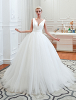 Robe de mariée princesse Robe mariage en tulle col V à grande traîne