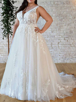 Robe de mariée robe de mariage grande taille col V à traîne en dentelle