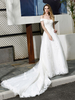 Robe de mariée simple 2021 Une ligne Bateau Cou Manches Courtes Etage Longueur Appliques Robes De Mariée Avec Train