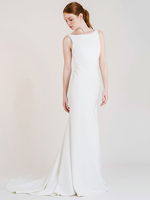 Robe de mariée simple blanche avec train bateau cou sans manches dos nu en tissu satiné robes de mariée sirène