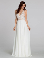 Robe de mariée simple blanche en mousseline de soie col en V sans manches avec train en mousseline de soie dentelle une ligne robes de mariée
