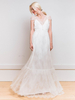 Robe de mariée simple blanche en tissu satiné col en V manches courtes dos nu une ligne longues robes de mariée