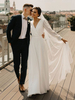 Robe de mariée simple col v manche longue à petite traîne