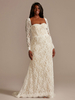 Robe de Mariée Simple en Dentelle Creusant Floral Femme Moulante à Col Carré Coupe Cintrée à Traîne Unicolore avec Manches Longues Démontables