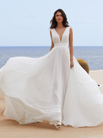 Robe de mariée simple en mousseline de soie col en V sans manches plissée ligne a robes de mariée