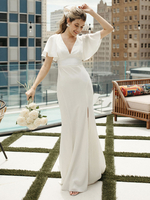 Robe de mariée simple en tissu satiné col en V manches courtes fendue sur le devant robes de mariée sirène