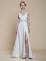 Robe de mariée simple en tissu satiné col en V sans manches en dentelle robe de bal 30 cm