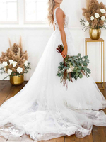 Robe de mariée simple robe de mariage col V dos nu en dentelle à traîne
