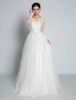 Robe de mariée simple robe de mariage en dentelle col V manche longue transparente décolleté à traîne