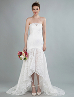 Robe de mariée simple sans bretelles sans manches en dentelle sirene robes de mariée avec train