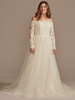 Robe de Mariée Trapèze à Traîne en Mousseline avec Manches Longues Creusantes Florals avec Epaules Dénudées Coupe Cintrée Bas Evasée Unicolore Grande Taille