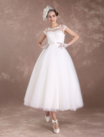 Robe de mariée vintage A-lign en dentelle avec soutien-gorge et doublure manches courtes Robe de mariage