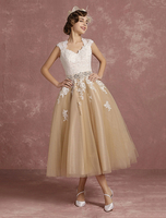 Robe de mariée vintage champagne col V boutonnée sur dos longueur cheville robe de mariage