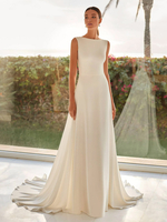 Robe de mariée vintage col rond dos nu à petite traîne