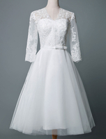 Robe de mariée vintage longue au genou col en V demi-manches A-line taille naturelle Robe en tulle robes de mariage