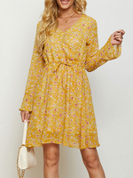 Robe de Patineuse Imprimé Courte à Col V avec Manches Longues Coupe Cintrée
