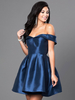 Robe de retour à la maison éblouissante 2022 Fabricant de satin plissé à cou court-cou sur la robe de fête de graduation de l\