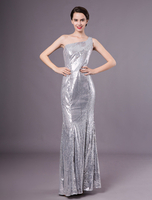 Robe de soirée à la mode en argent à manches longues