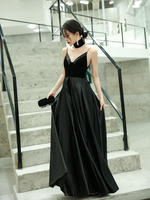 Robe de soirée A-ligne col en V velours longueur plancher bretelles spaghetti robe de bal
