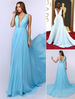 Robe de soirée A-ligne en chiffon bleu ciel clair plissé à col V