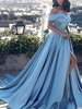 Robe de soirée bleu en satin col bateau jupe plissée fendue à traîne robe cérémonie