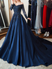 Robe de soirée bleu marine en satin encolure en coeur manche longue décoré des perles à traîne robe de cérémonie