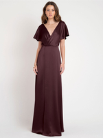 Robe de soirée bordeaux une ligne col en V longueur au sol manches courtes dos nu plissé mat satiné robes de soirée sociale