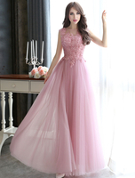 Robe de soirée cameo rose en tulle col rond laçage sur dos longueur au sol robe de cérémonie